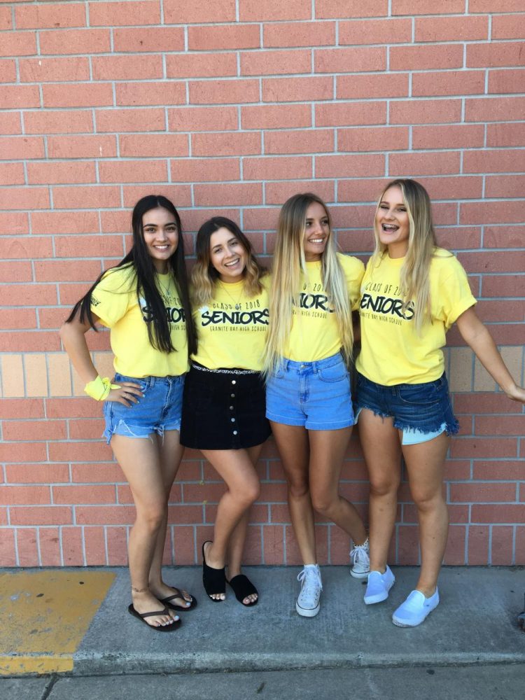 Left to right: Noelani Nichols, Mackenzie Brown, Trinity Burley, Kennedy Healy
Senior friends gathering for a picture to welcome the new year
