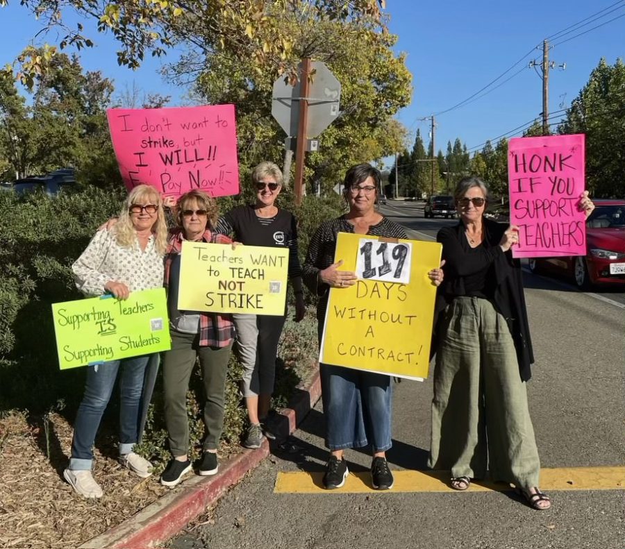 Teachers from the EUTA protest for a fair contract in front of the Eureka Union School District Office