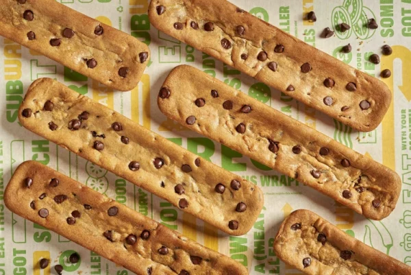 Subways Footlong Cookie Review -