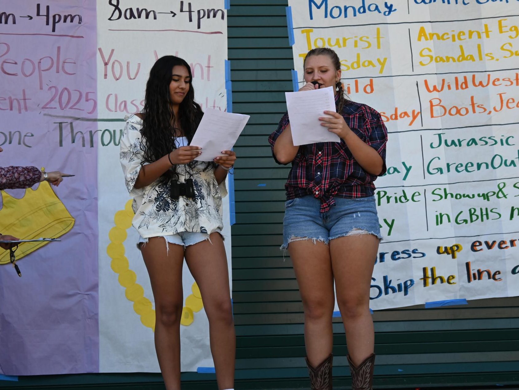 Photo Story: Homecoming Spirit Week Fashion Show