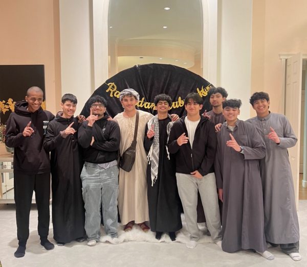 GBHS Muslim Student Association members pose during an Iftar event, celebrating unification of different cultures during the holy month. 

Photo Courtesy of Mariyam Arif